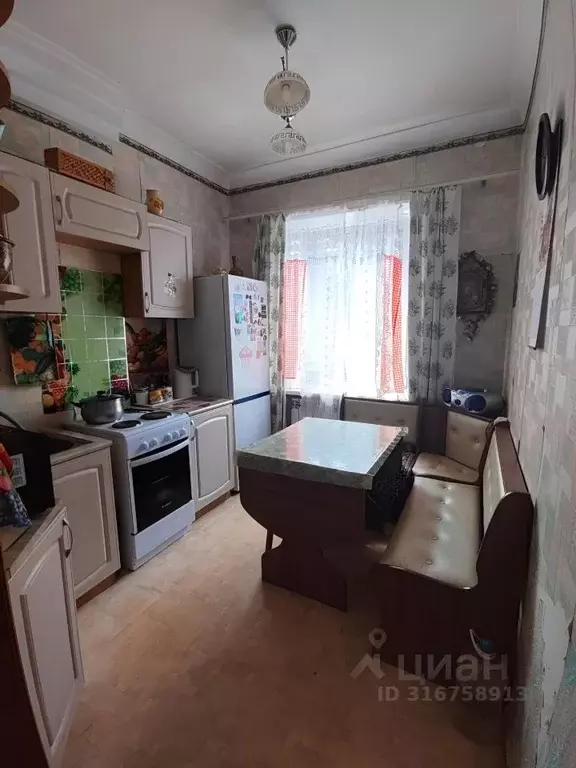3-к кв. Приморский край, Партизанск Обогатительная ул., 18 (77.5 м) - Фото 0