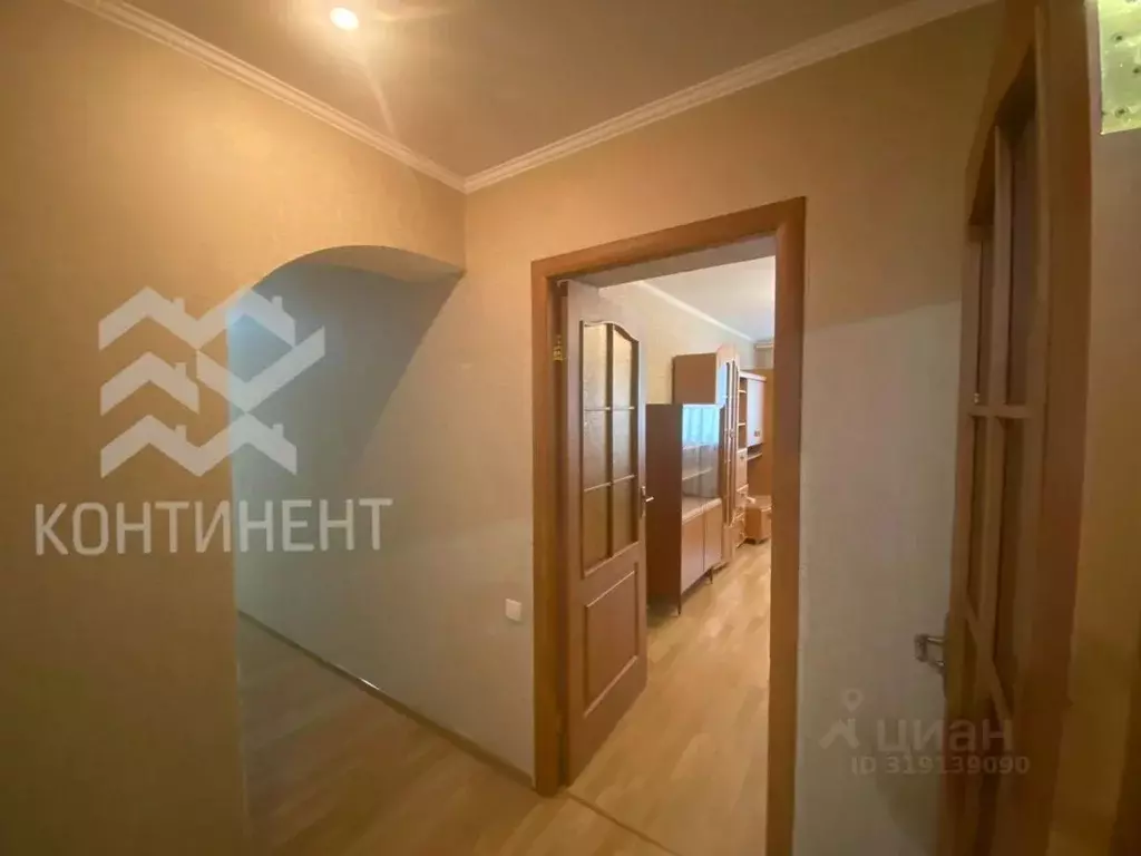 2-к кв. Крым, Саки ул. Кузнецова, 18 (87.0 м) - Фото 0