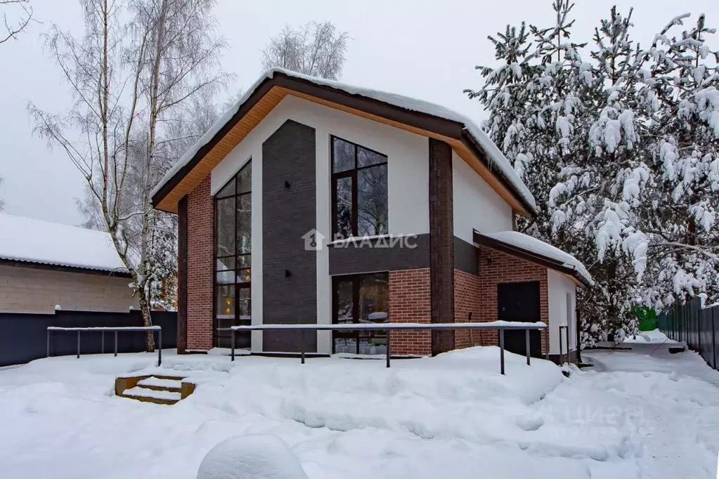 Дом в Московская область, Истра муниципальный округ, д. Ленино 268 ... - Фото 1