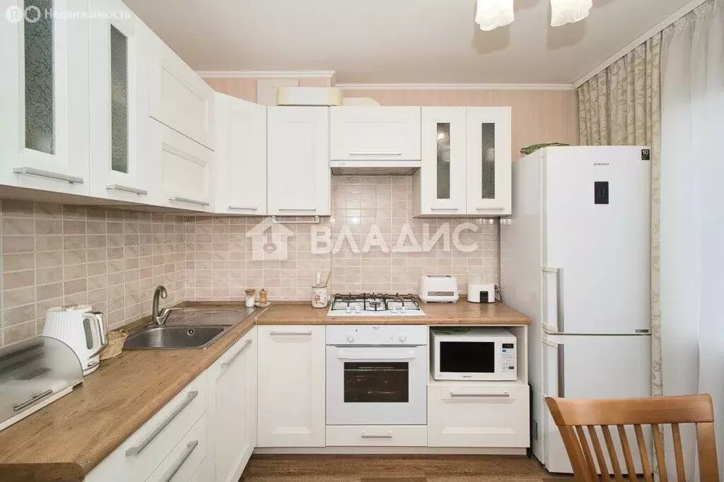 3-комнатная квартира: Владимир, Октябрьский военный городок, 21 (63.8 ... - Фото 1