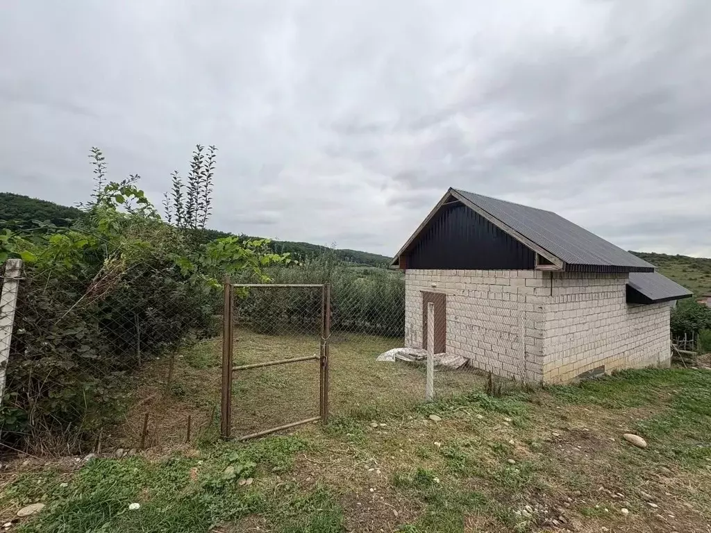 Дом в Кабардино-Балкария, Нальчик городской округ, с. Кенже ул. Старые ... - Фото 1