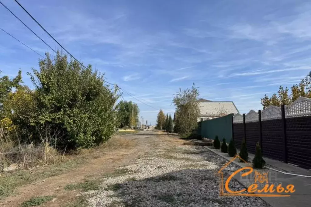 Участок в Волгоградская область, Средняя Ахтуба рп ул. Жигулевская, ... - Фото 2