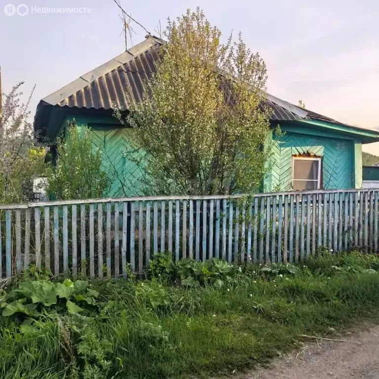 Дом в Сатка, улица Тургенева (54.6 м) - Фото 0