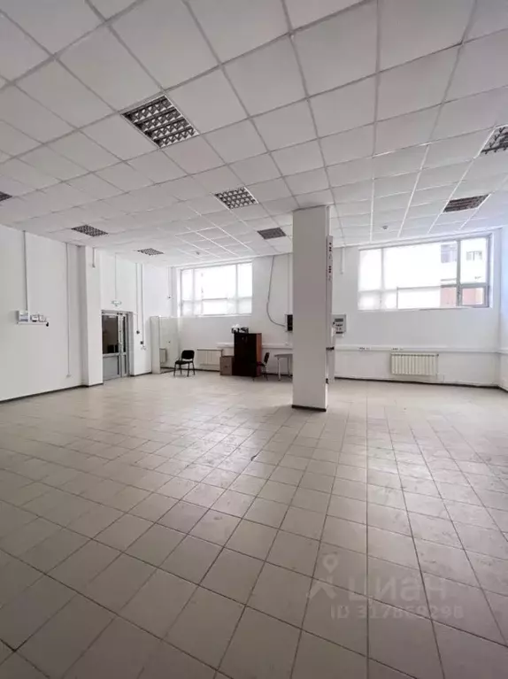 Помещение свободного назначения в Татарстан, Казань просп. Альберта ... - Фото 0