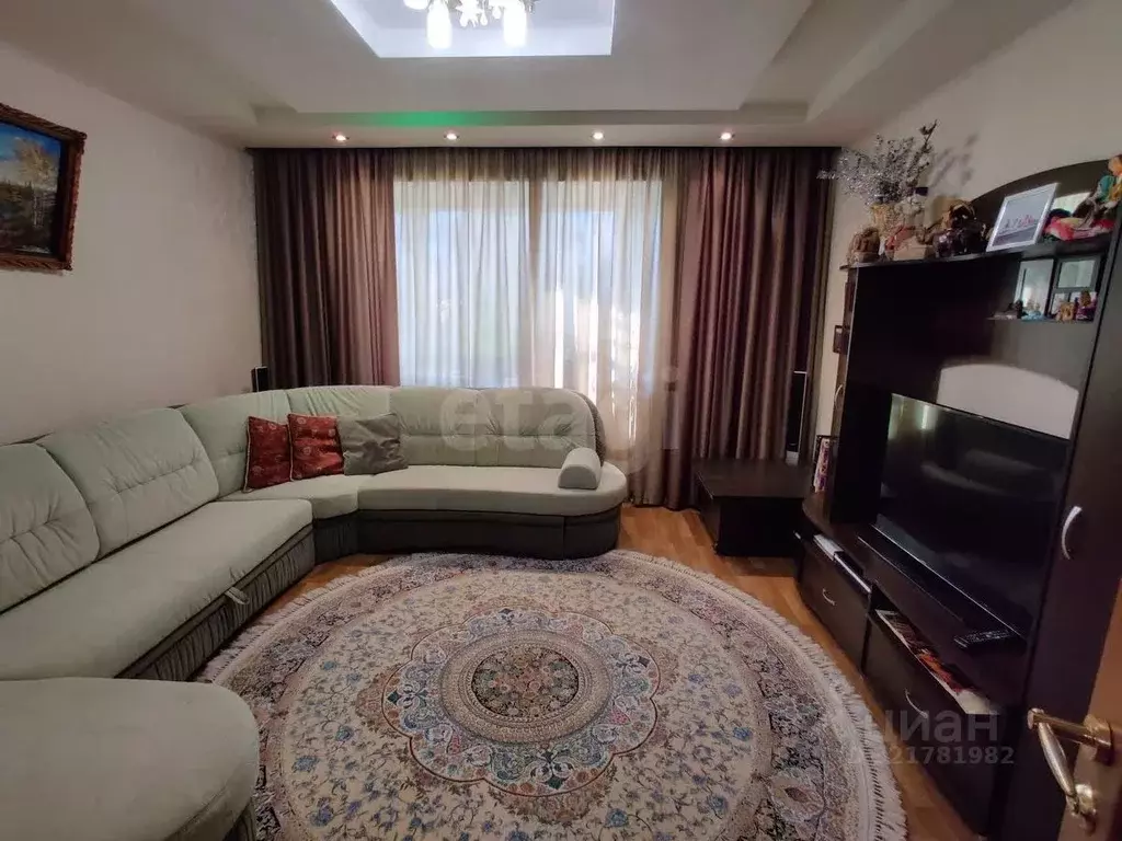 2-к кв. Ямало-Ненецкий АО, Новый Уренгой Надымская ул., 3 (55.5 м) - Фото 1