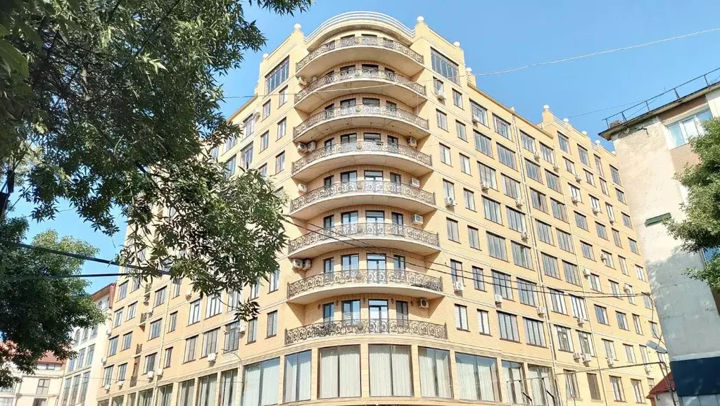 3-к кв. Дагестан, Махачкала ул. Абубакарова, 111 (125.0 м) - Фото 0