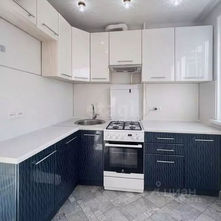 2-к кв. Челябинская область, Озерск ул. Матросова, 16 (44.9 м) - Фото 2