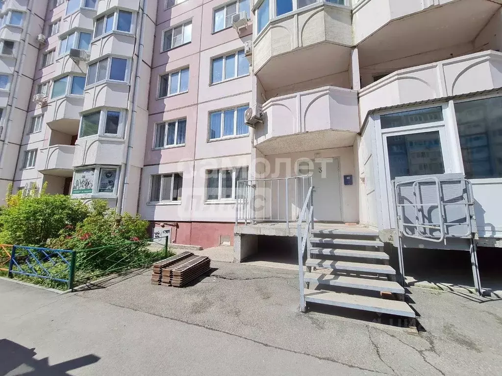 Помещение свободного назначения в Приморский край, Владивосток ул. ... - Фото 0