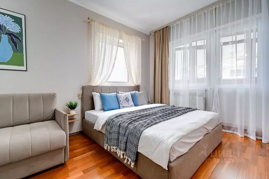 2-к кв. Краснодарский край, Сочи ул. Демократическая, 43 (70.0 м) - Фото 2