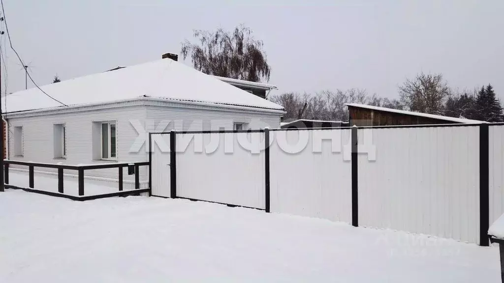 Дом в Хакасия, Усть-Абаканский район, с. Зеленое ул. Мира (86 м) - Фото 2