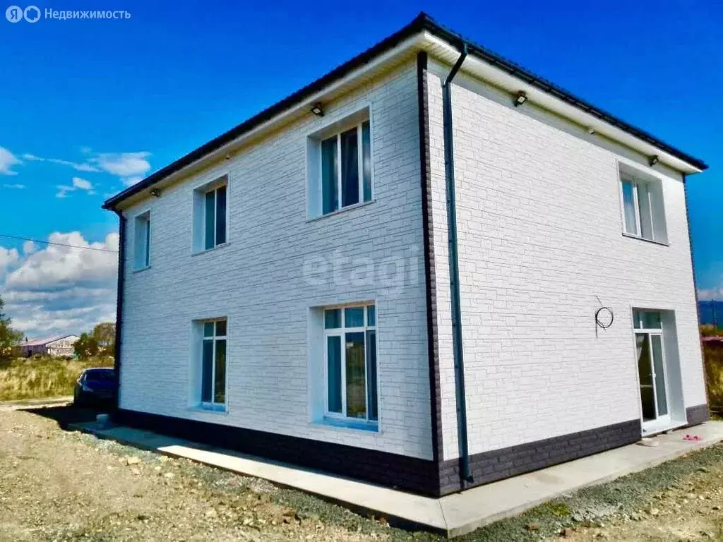 Дом в Южно-Сахалинск, переулок Спутник-3 (176.7 м) - Фото 1