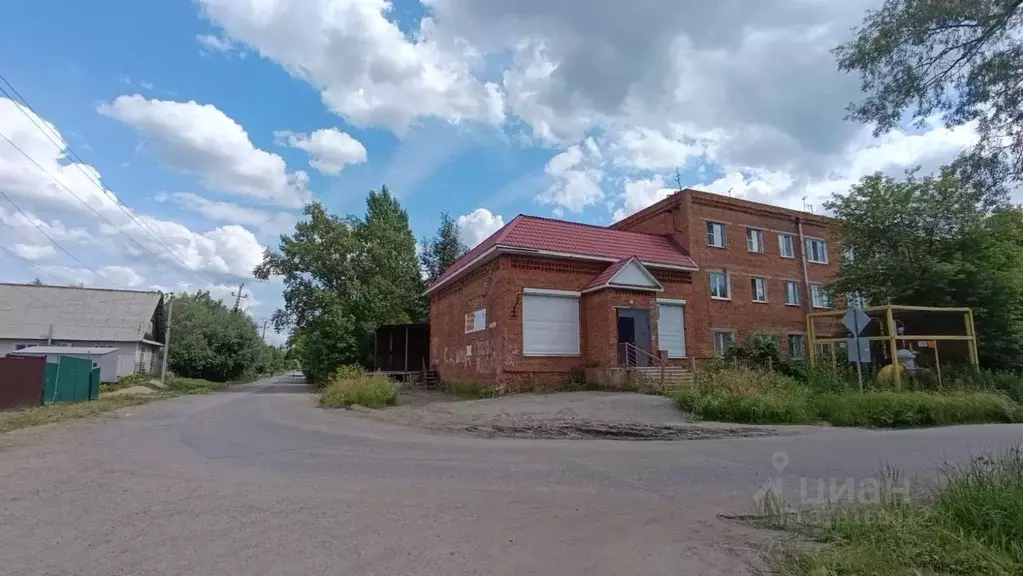 Помещение свободного назначения в Омская область, Омск Чередовый мкр, ... - Фото 1