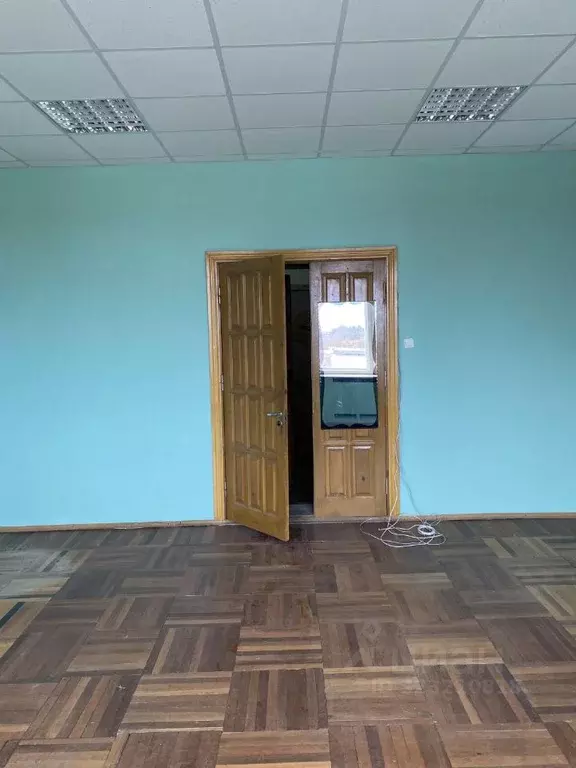 Помещение свободного назначения в Санкт-Петербург пос. Тярлево,  (34 ... - Фото 2