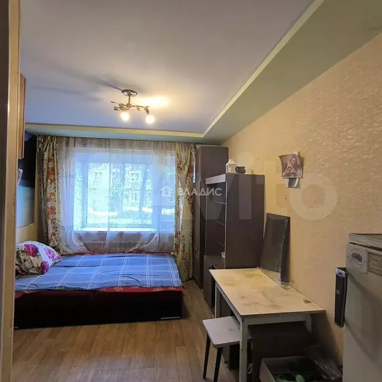 Комната 13 м в 1-к., 1/4 эт. - Фото 0