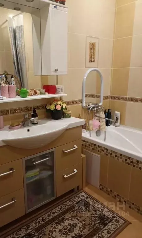 2-к кв. Чувашия, Чебоксары ул. Радужная, 18 (60.0 м) - Фото 1