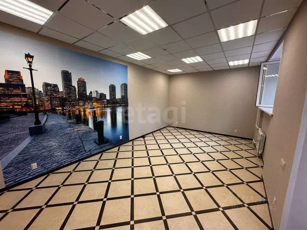 Помещение свободного назначения в Ульяновская область, Ульяновск ул. ... - Фото 1