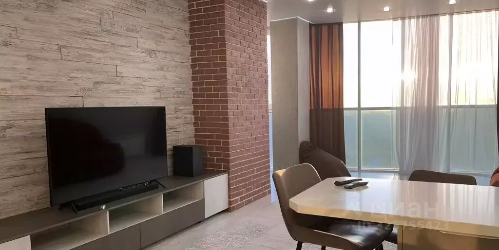 3-к кв. Самарская область, Самара ул. Осипенко, 38 (90.0 м) - Фото 1