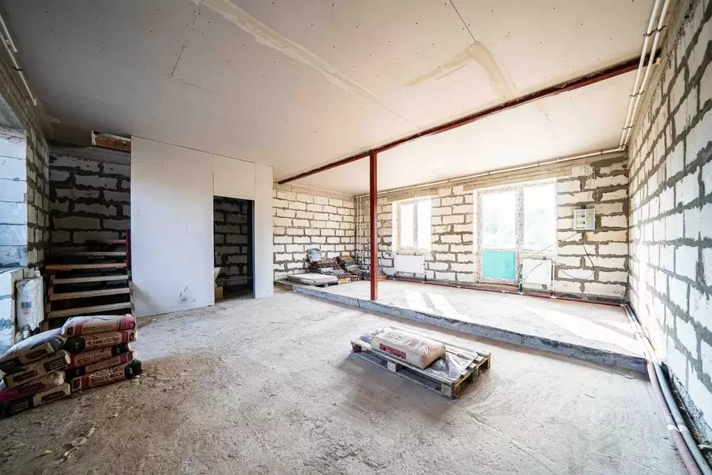 Свободной планировки кв. Ленинградская область, Кириши ул. ... - Фото 1