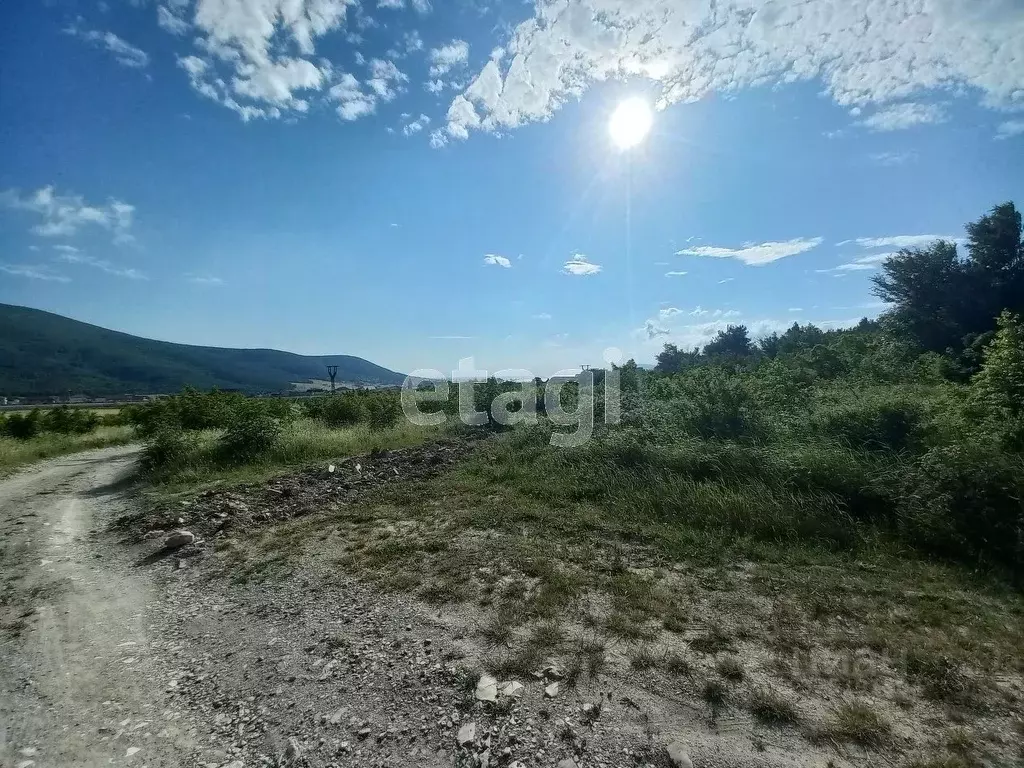 Участок в Краснодарский край, Геленджик городской округ, с. Кабардинка ... - Фото 2
