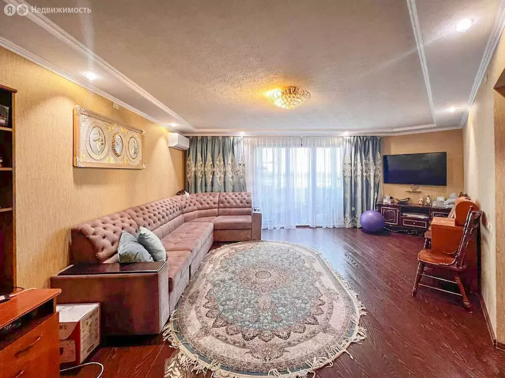 3-комнатная квартира: Нальчик, улица Ю.А. Гагарина, 20 (94.2 м) - Фото 0