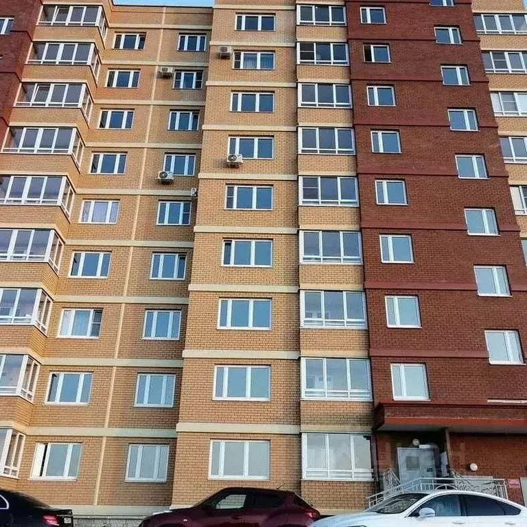 1-к кв. Белгородская область, Старый Оскол Степной мкр,  (55.0 м) - Фото 0