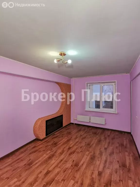 3-комнатная квартира: Абакан, улица Комарова, 28 (62.2 м) - Фото 1