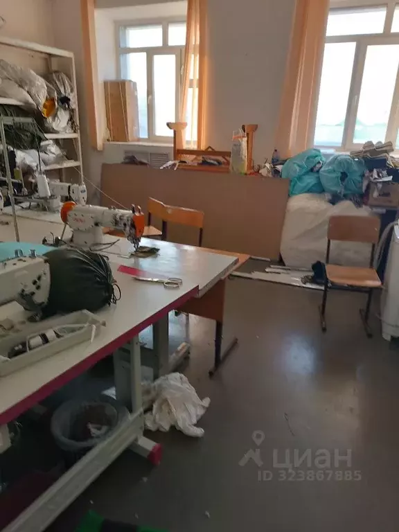 Помещение свободного назначения в Саха (Якутия), Якутск ул. Труда, 1А ... - Фото 2