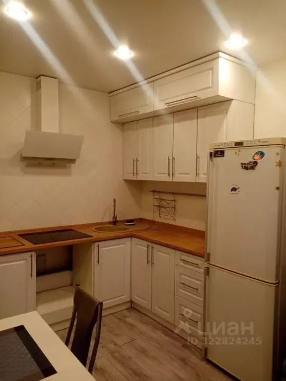 1-к кв. Владимирская область, Владимир проезд Лакина, 10 (40.0 м) - Фото 1