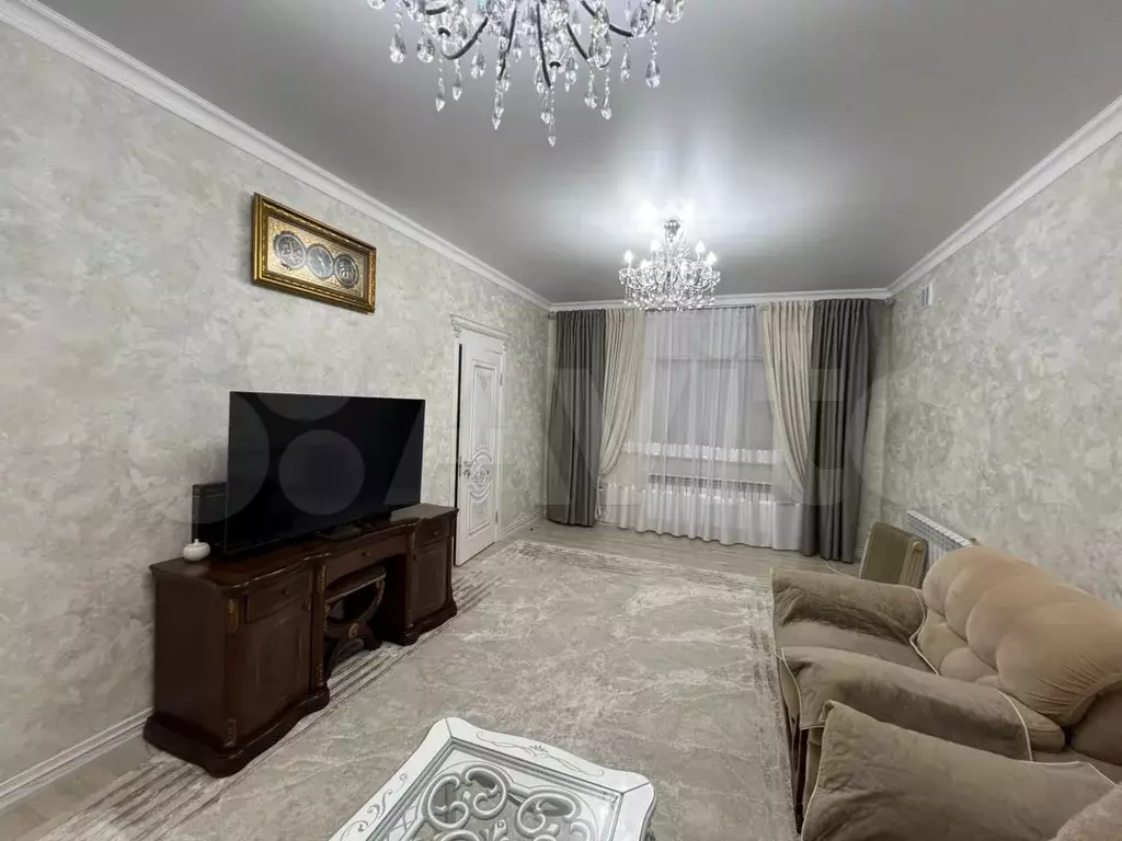 3-к. квартира, 80 м, 5/5 эт. - Фото 1