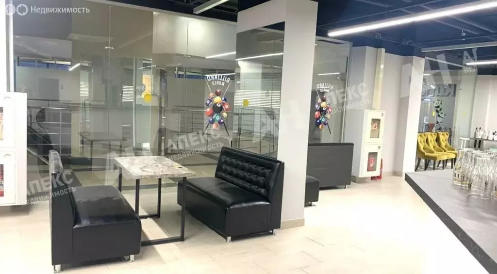 Помещение свободного назначения (1050 м) - Фото 1