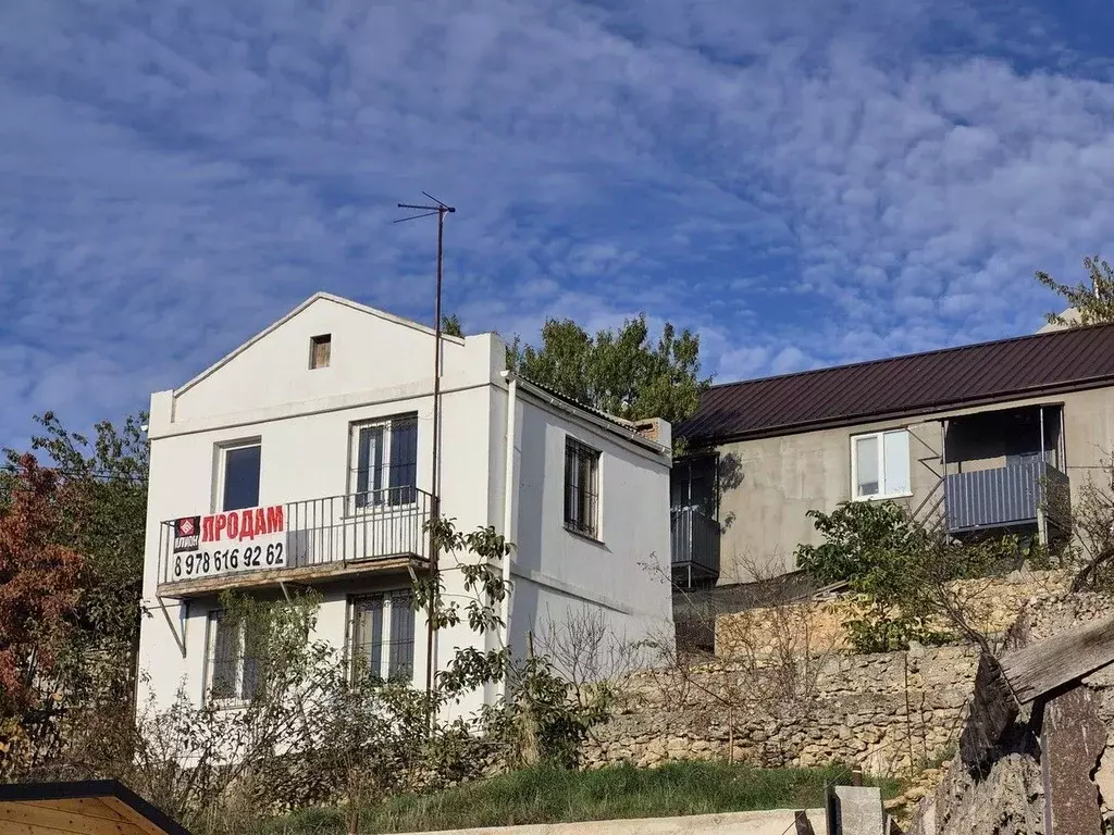 Дом в Севастополь Балаклавский муниципальный округ, Гидростроитель ... - Фото 1