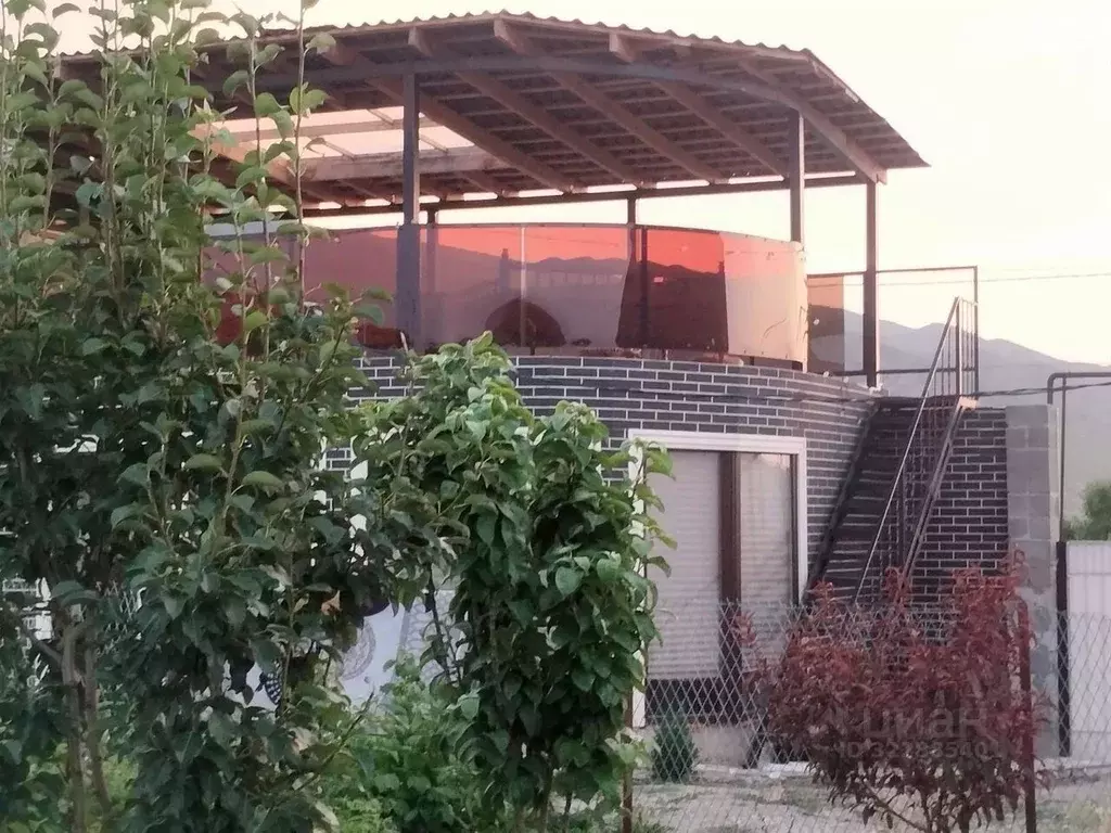 Дом в Дагестан, Казбековский район, Зубутлинский сельсовет, с. ... - Фото 1