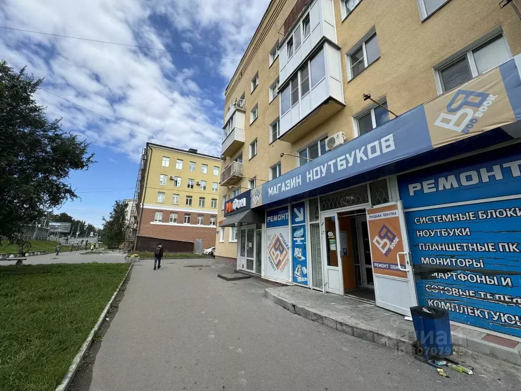 помещение свободного назначения в омская область, омск ул. гагарина, 2 . - Фото 0