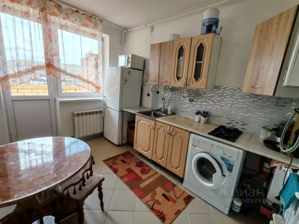 1-к кв. Краснодарский край, Горячий Ключ ул. Ленина, 147А (38.0 м) - Фото 1