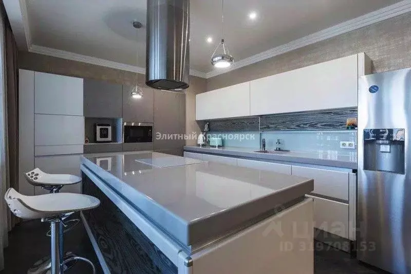 4-к кв. Красноярский край, Красноярск ул. Михаила Годенко, 7 (149.0 м) - Фото 1