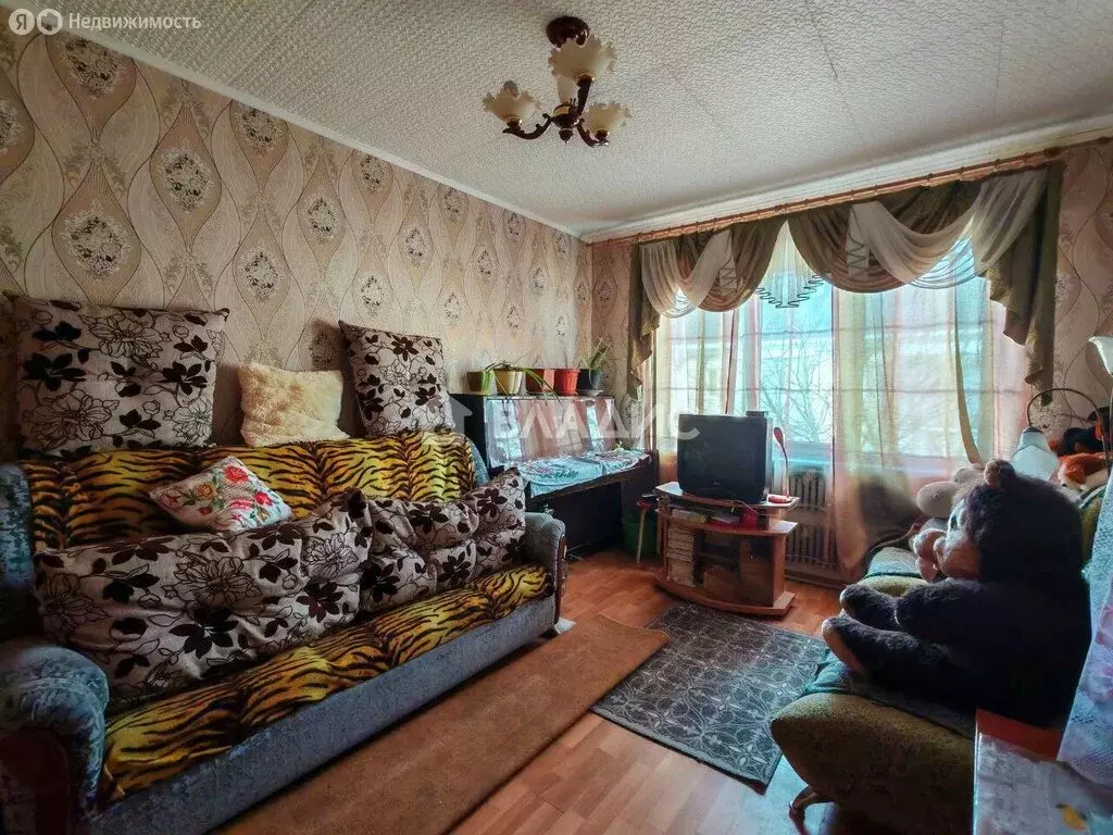 3-комнатная квартира: Белгородская область, Шебекинский муниципальный ... - Фото 1