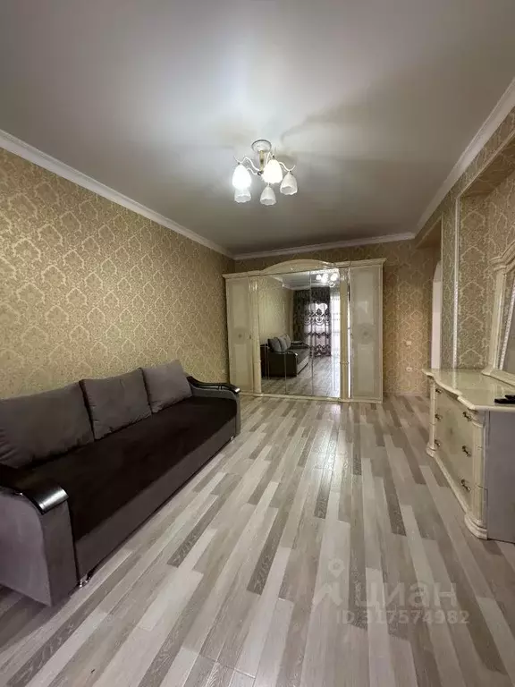2-к кв. Северная Осетия, Владикавказ ул. Шамиля Джикаева, 4А (65.0 м) - Фото 1