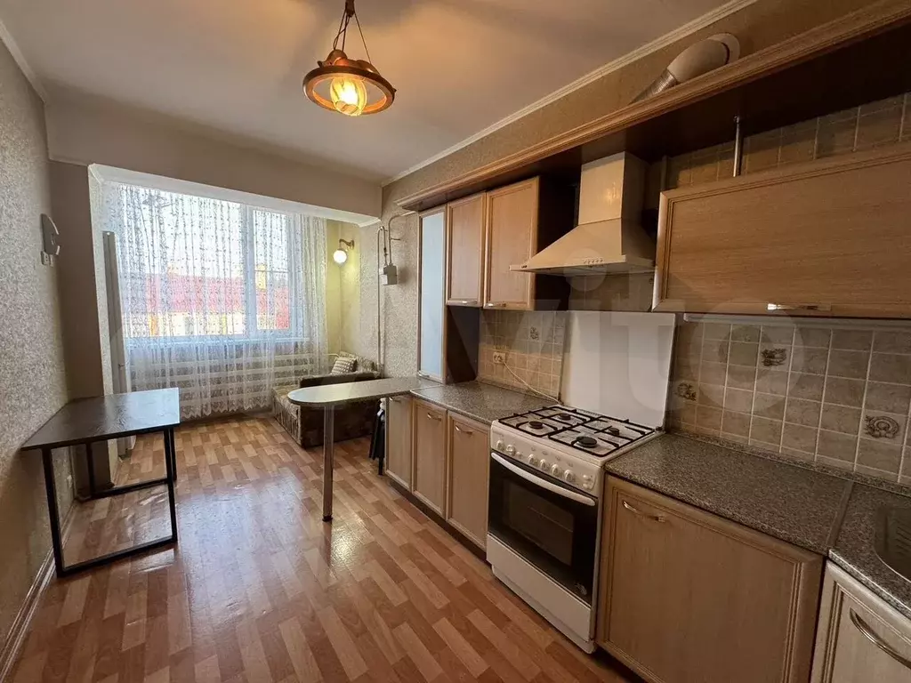 3-к. квартира, 70 м, 6/6 эт. - Фото 0