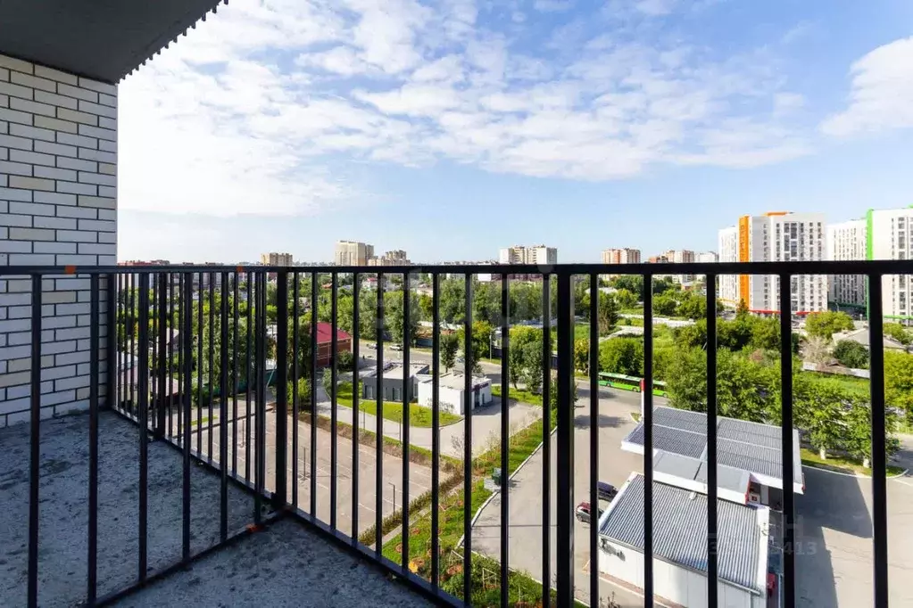 1-к кв. Тюменская область, Тюмень Полевая ул., 108 (36.0 м) - Фото 1