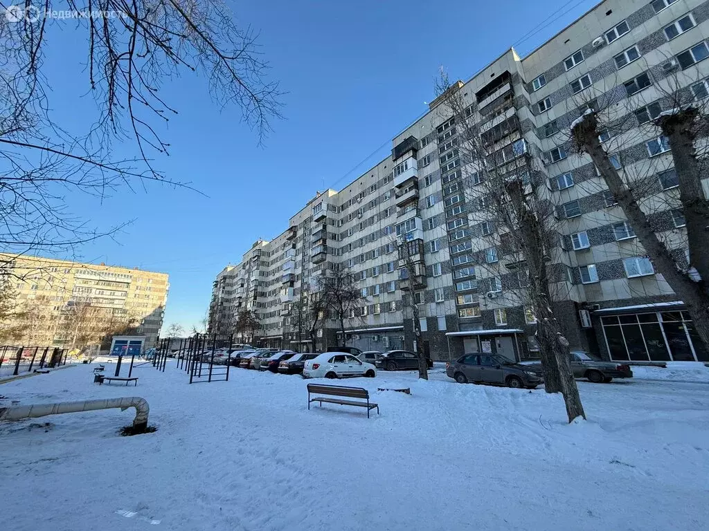 3-комнатная квартира: Челябинск, улица Комарова, 110 (58.5 м) - Фото 2