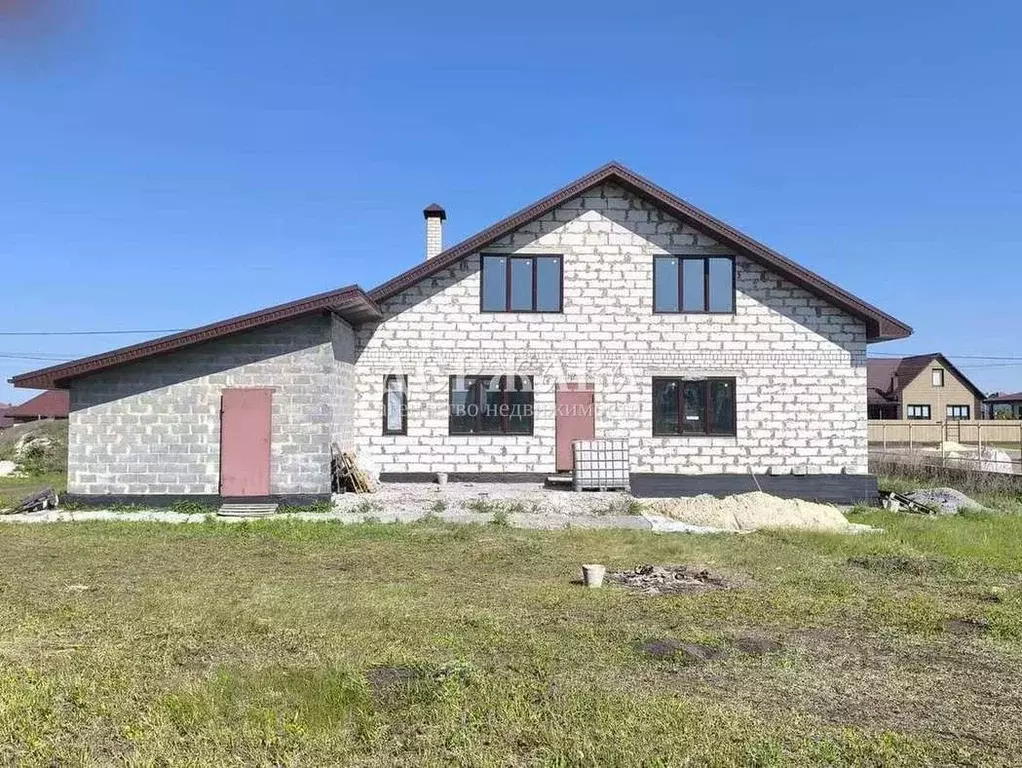 Коттедж в Белгородская область, Старый Оскол Пролески мкр,  (215 м) - Фото 1