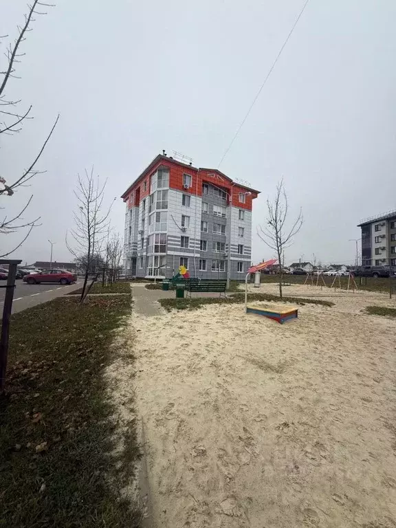 2-к кв. Белгородская область, Белгород ул. Большетроицкая, 28 (45.1 м) - Фото 2