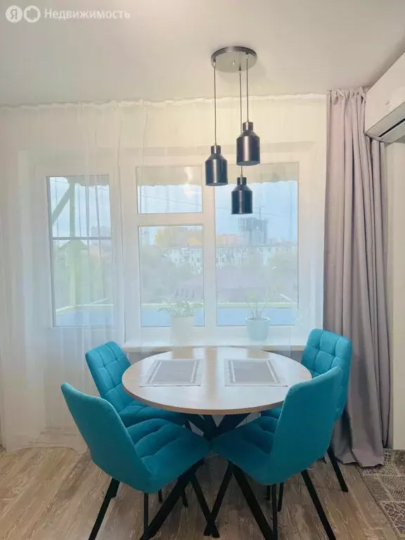 3-комнатная квартира: Астрахань, улица Татищева, к20 (58 м) - Фото 1