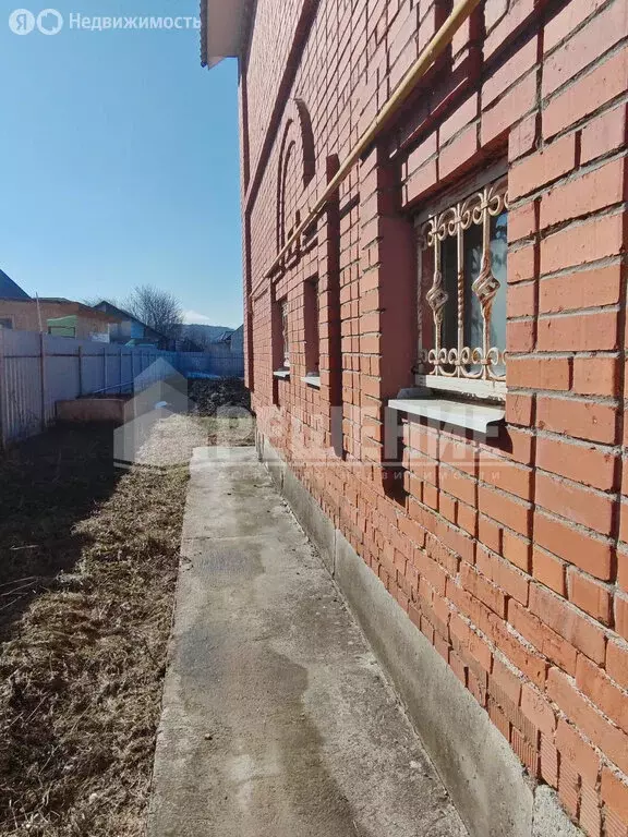 Дом в Ишимбайский район, Ишеевский сельсовет, деревня Урняк (300 м) - Фото 1