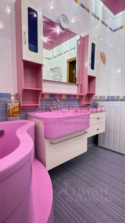 Коттедж в Новосибирская область, Новосибирск ул. Костычева, 43 (374 м) - Фото 1