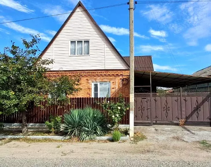 Дом в Краснодарский край, Щербиновский район, Старощербиновская ст-ца  ... - Фото 1