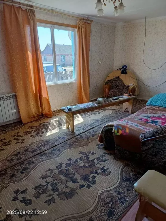 3-к кв. Калмыкия, Малодербетовский район, Ики-Бухусовское с/мо, пос. ... - Фото 1