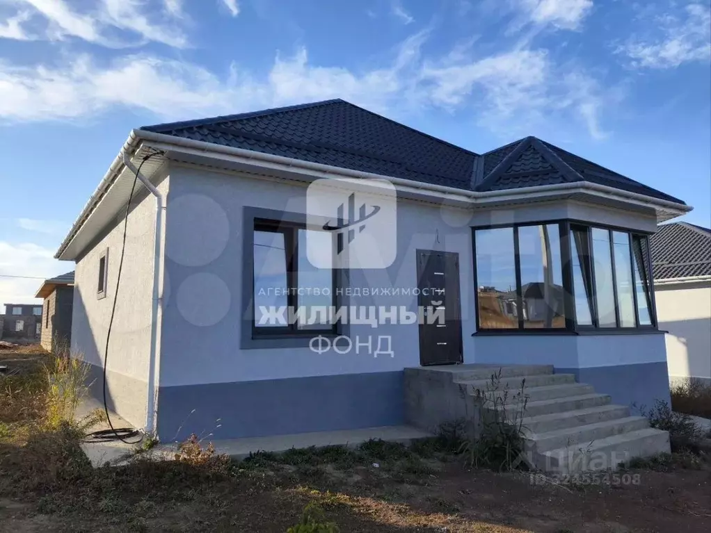 Дом в Саратовская область, Энгельсский район, Красноярское ... - Фото 2