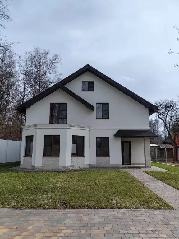 Дом в Калужская область, Обнинск ул. Кутузова, 140А (200 м) - Фото 0