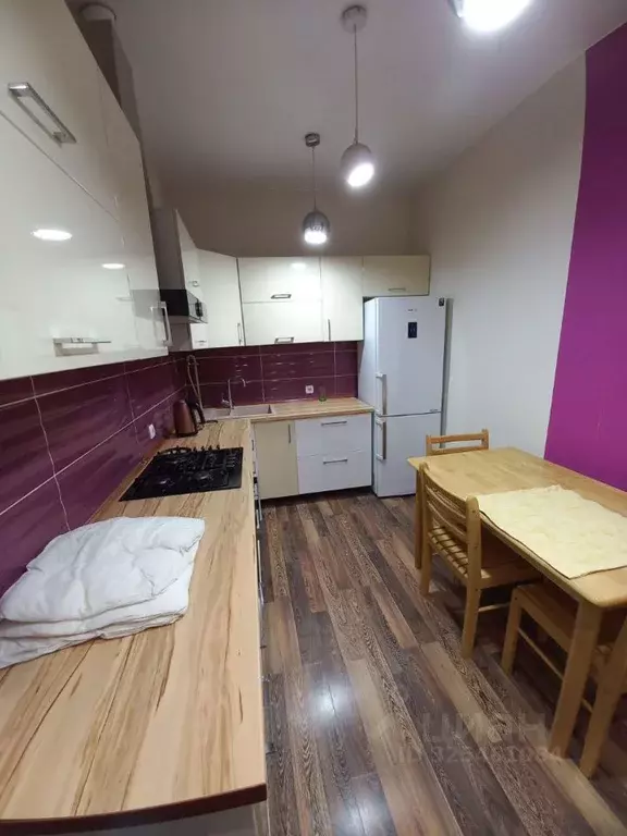 2-к кв. Крым, Симферополь ул. Лизы Чайкиной, 34 (80.0 м) - Фото 1